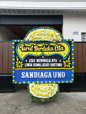 Papan Bunga Duka di Saing